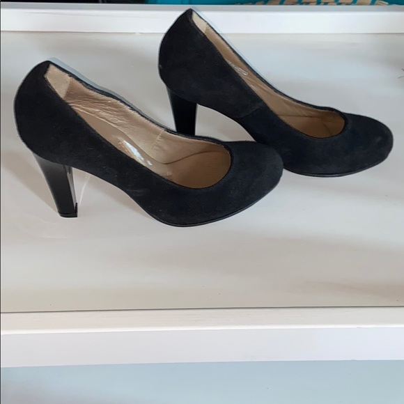 CROCS Shoes - Nwot YOU by crocs black suade pump 7